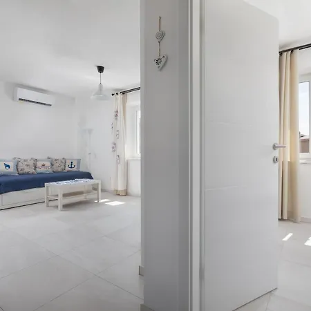 Apartman Cosy B *
